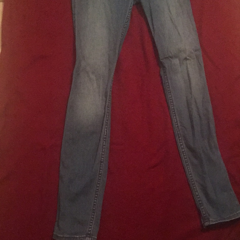 Blue jeans - Picture 3 of 3